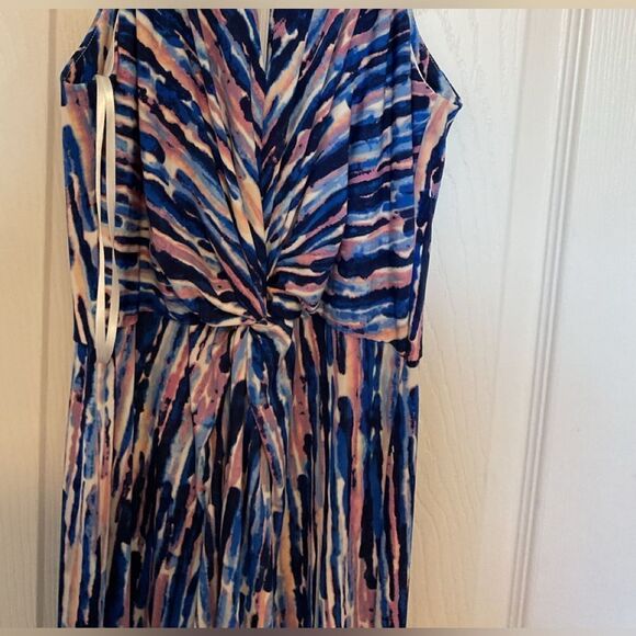 Eliza J Halter Neck Twist Front Blue Printed Maxi Dress Size 4 - Picture 6 of 7
